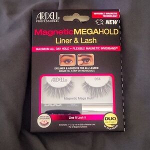 ARDELL MAGNETIC MEGAHOLD LINER & LASH 054